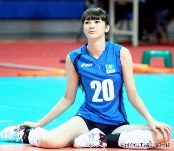 Vận động viên bóng chuyền chuyên nghiệp người Kazakhstan đã thu hút sự chú ý của giới truyền thông trong Giải vô địch bóng chuyền nữ trẻ châu Á 2014 tại Đài Loan.